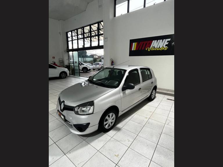 RENAULT - CLIO - 2012/2013 - Prata - R$ 26.900,00