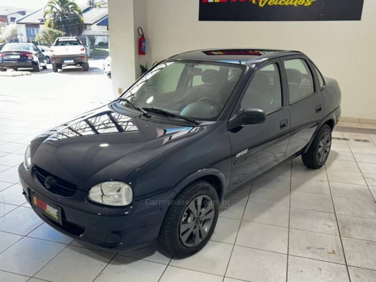 CHEVROLET - CORSA - 2005/2005 - Azul - R$ 21.900,00